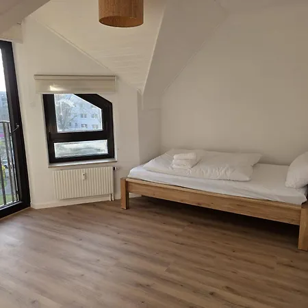Helle, Zentrumsnahe Und Komfortabel 2-zimmer Apartamento